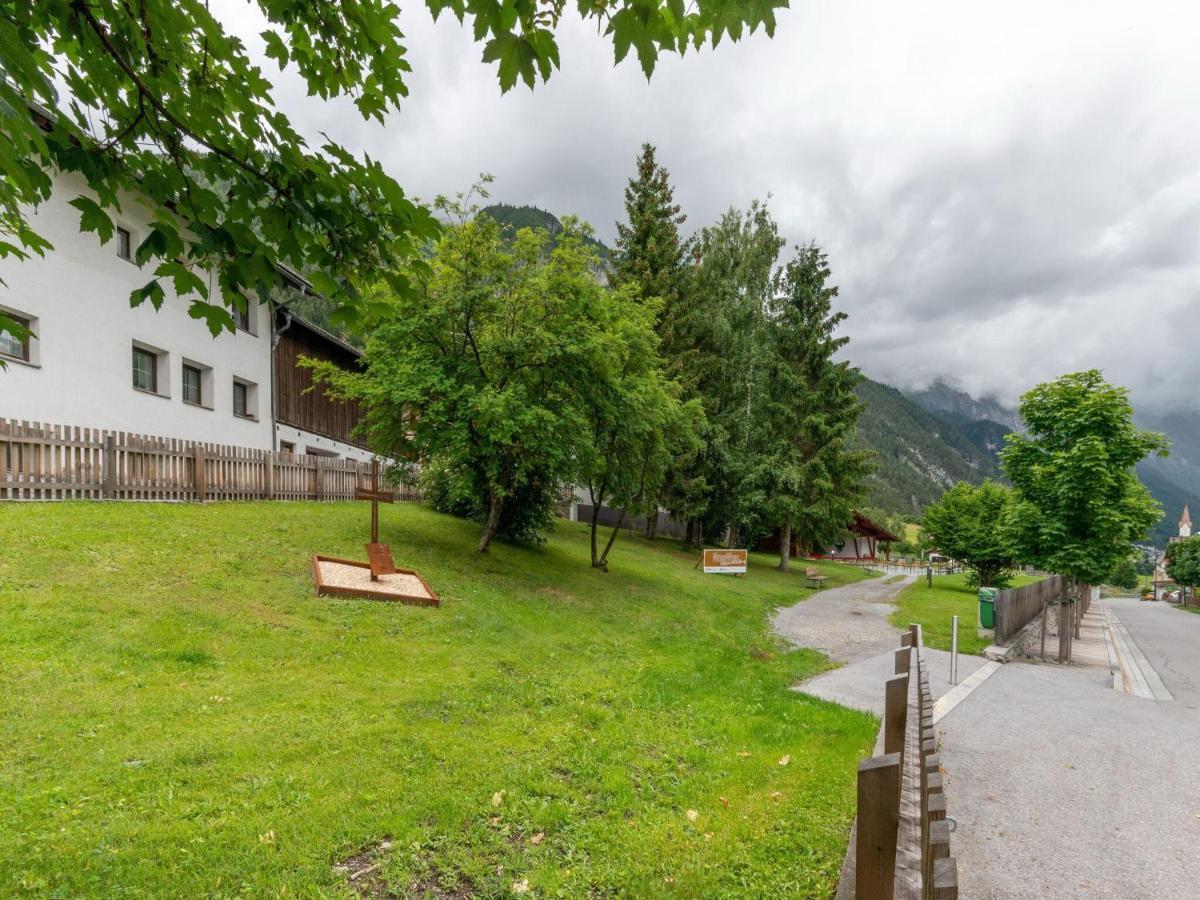 Holiday Home Near St Anton Am Arlberg With Sauna Eksteriør billede